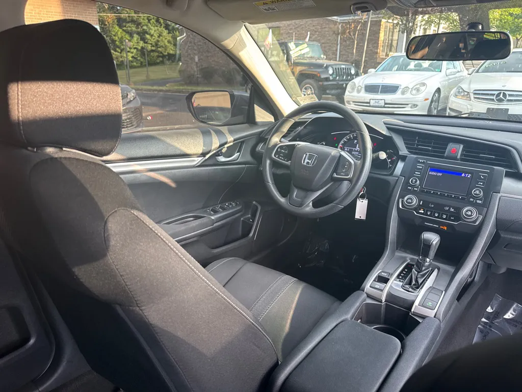 2017 Honda Civic LX — photo 12 of 22