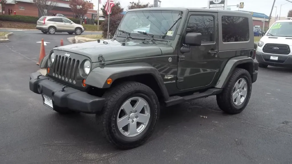 2007 Jeep Wrangler Sahara — photo 3 of 15