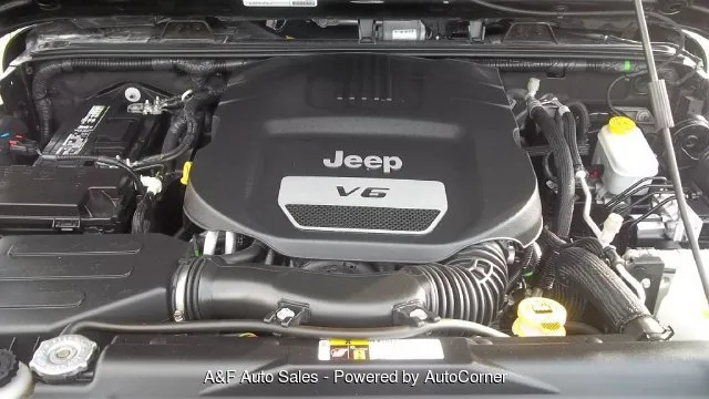 2015 Jeep Wrangler Sport — photo 11 of 24