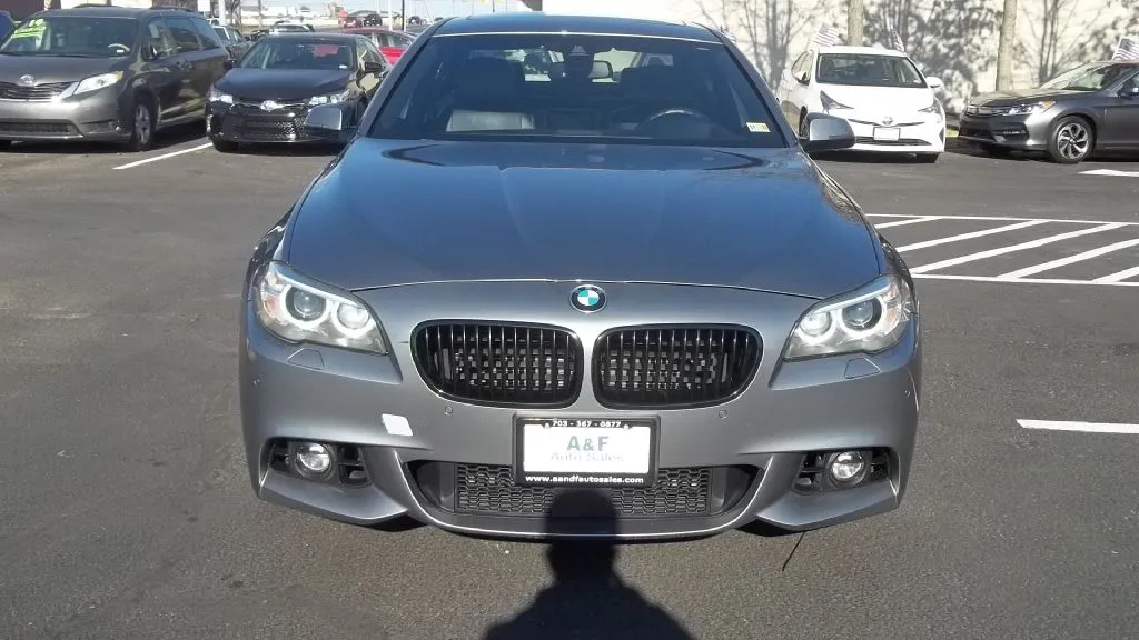 2015 BMW 535i — photo 2 of 17