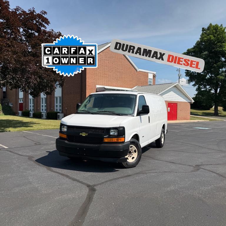 2017 Chevrolet Express 2500 Work Van HD's photo
