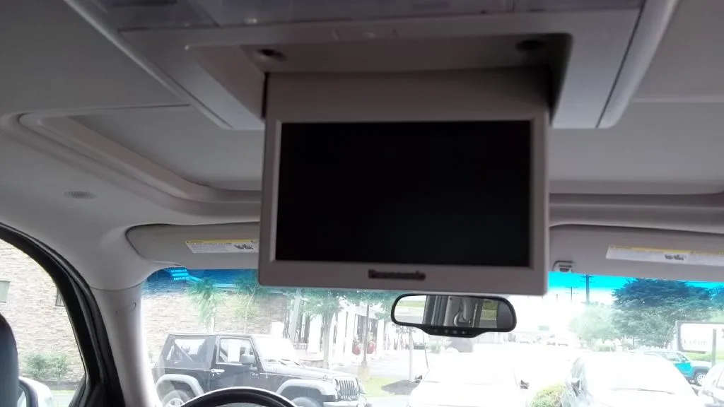 2011 Chevrolet Suburban 1500 Ltz — foto 13 de 24