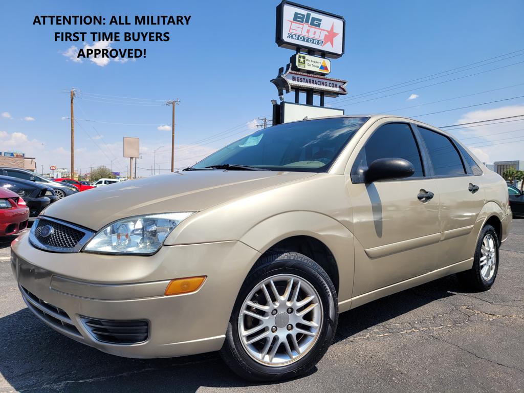 Gold 2005 Ford Focus Sedan Front-Wheel Drive Automatic