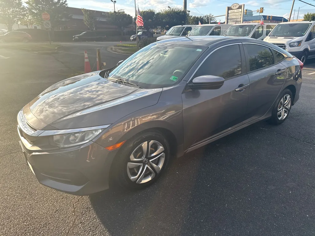 2017 Honda Civic LX — photo 3 of 22