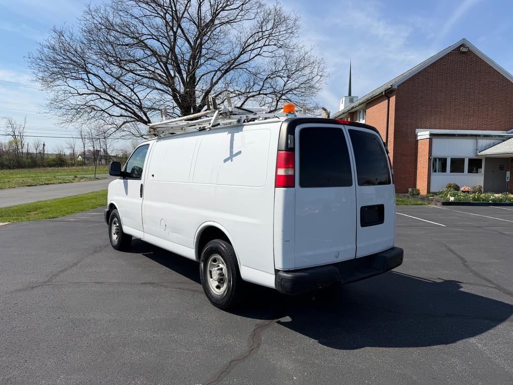 2014 Chevrolet Express Cargo Work Van - Photo 4