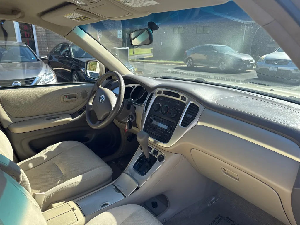 2004 Toyota Highlander — foto 9 de 19