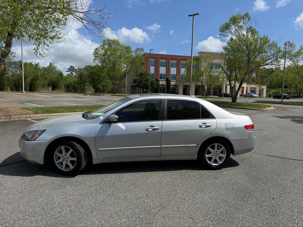 2004 Honda Accord EX V6 Sedan Front-Wheel Drive 5-Speed Automatic