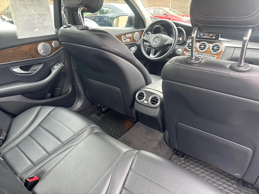 2015 Mercedes-Benz C-Class C 300 4MATIC — photo 11 of 24