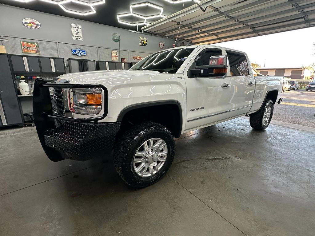 2015 GMC Sierra 2500HD SLT Crew Cab SB 4WD