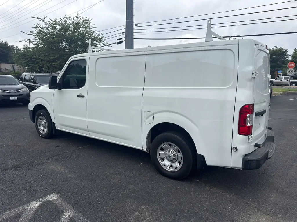 2016 Nissan NV 1500 — photo 6 of 16