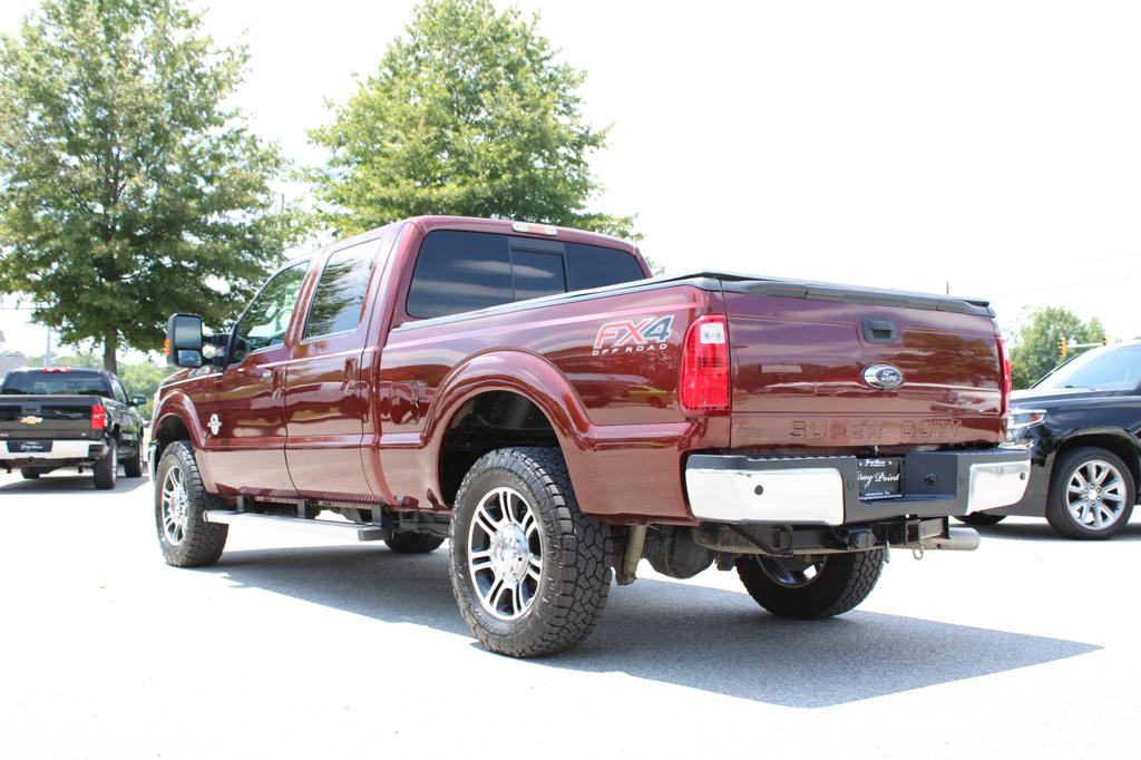 View vehicle photo 7