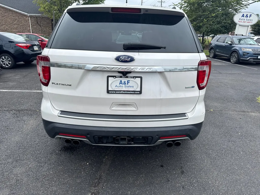 2018 Ford Explorer Platinum — photo 6 of 31
