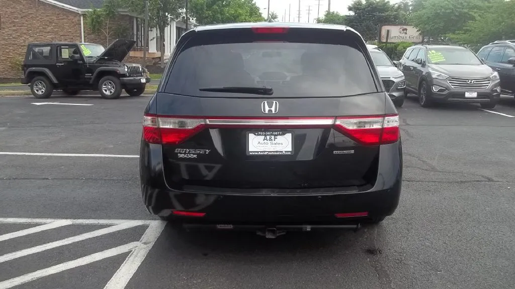 2012 Honda Odyssey Touring Elite — photo 6 of 18