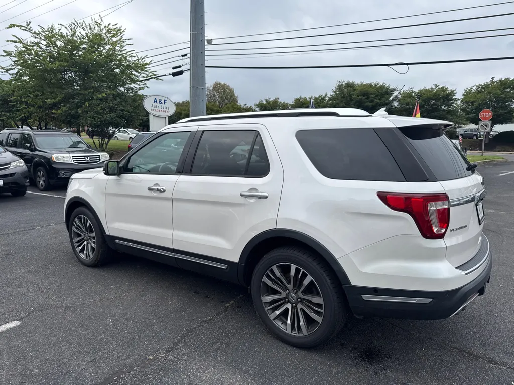 2018 Ford Explorer Platinum — photo 5 of 31