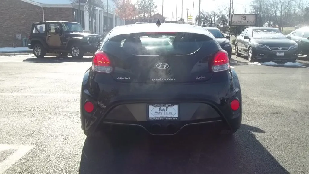 2013 Hyundai Veloster Turbo — photo 6 of 19