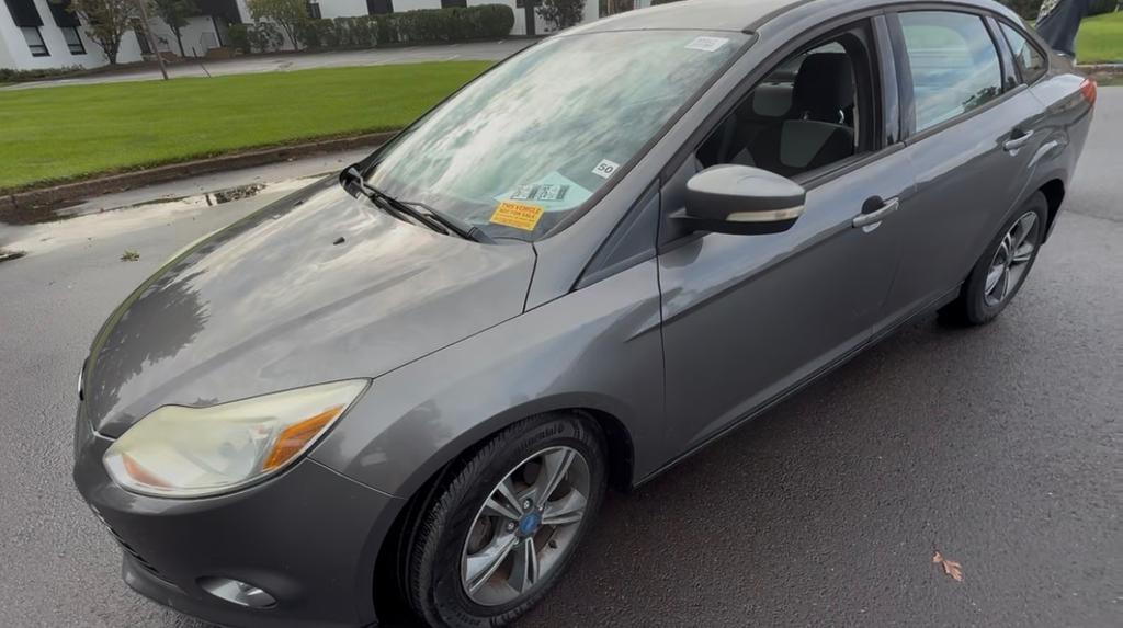 Black (Charcoal) 2012 Ford Focus Sedan Front-Wheel Drive Automatic