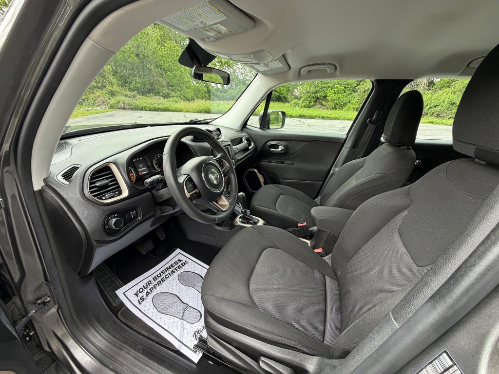 2016 Jeep Renegade Sport - Photo 10