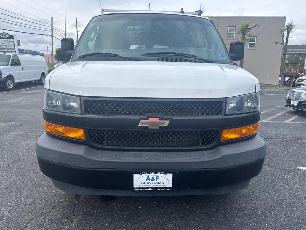 2018 Chevrolet Express 2500 — photo 22 of 22
