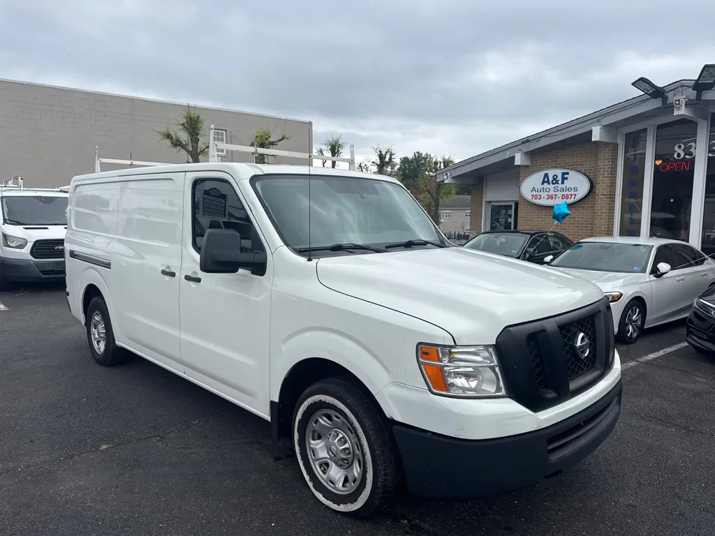 2016 Nissan NV 1500 — photo 2 of 16