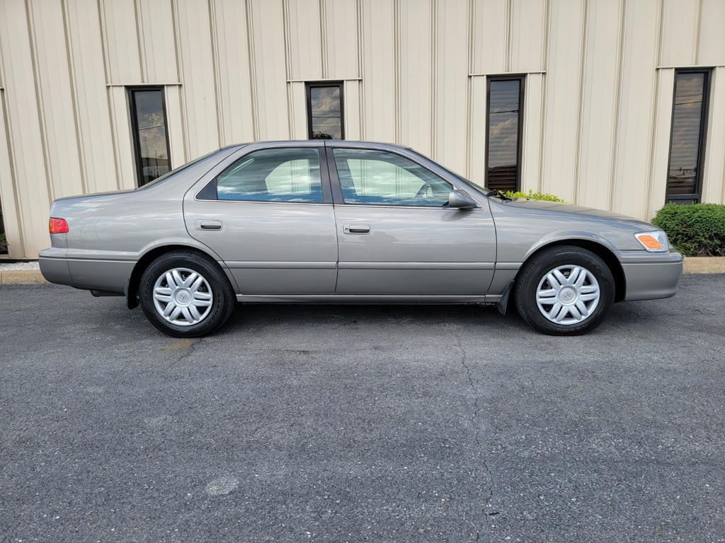 2000 Toyota Camry LE