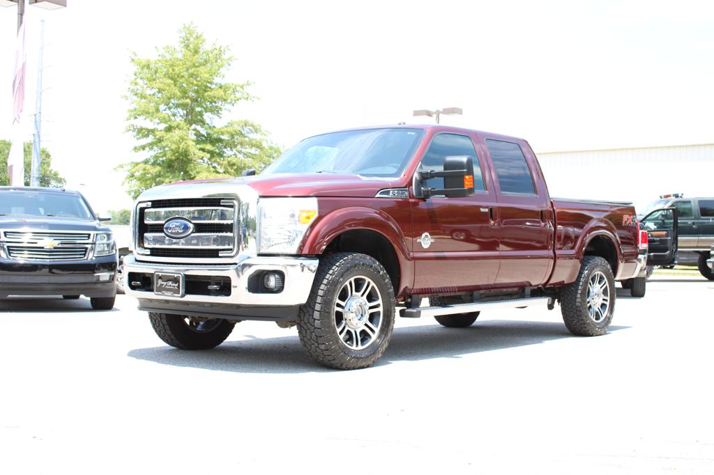 BURGANDY 2015 Ford F-250 Super Duty Pickup Truck Four-Wheel Drive 6-Speed Automatic
