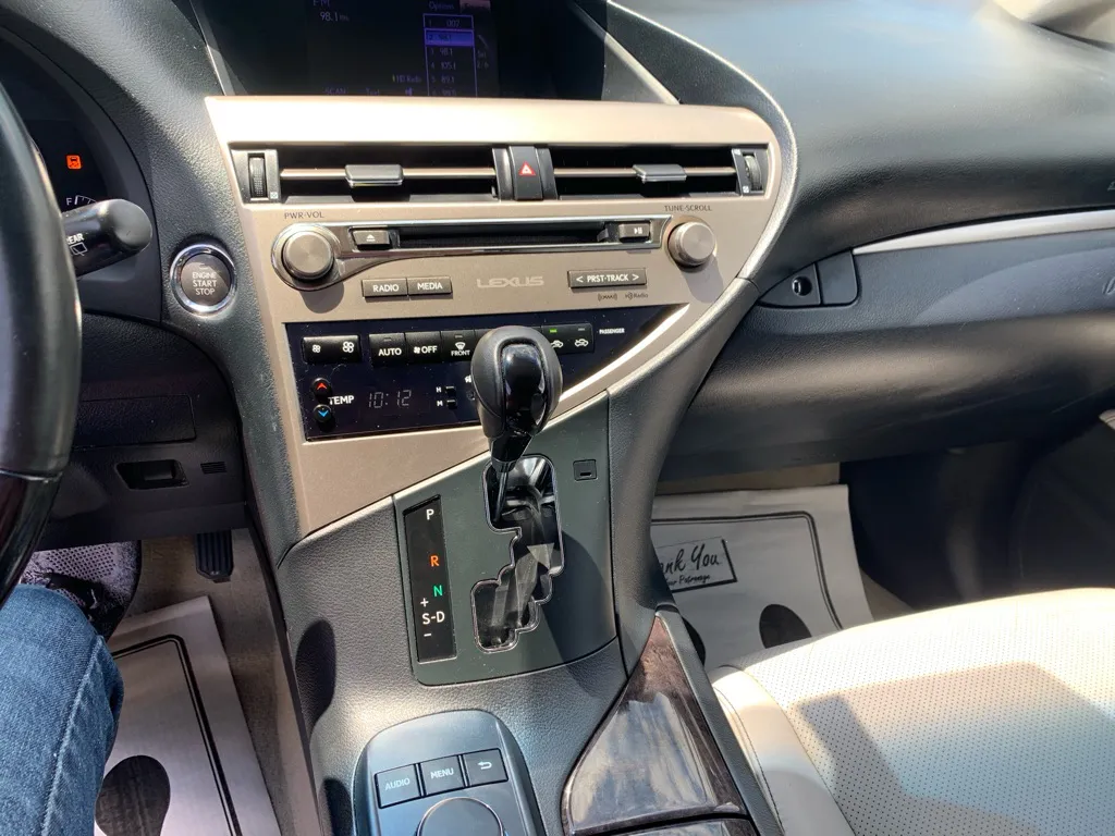 2015 Lexus RX 350 Base — photo 19 of 24