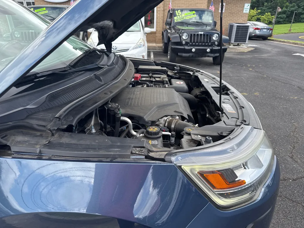 2019 Ford Explorer Platinum — photo 24 of 24