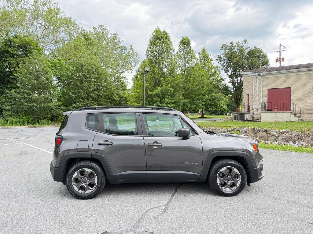 2016 Jeep Renegade Sport - Photo 7
