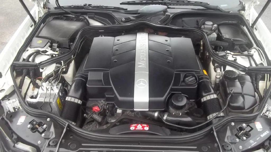 2004 Mercedes-Benz E 320 4MATIC — photo 29 of 30