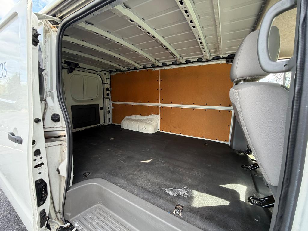 2015 Nissan NV Cargo 13