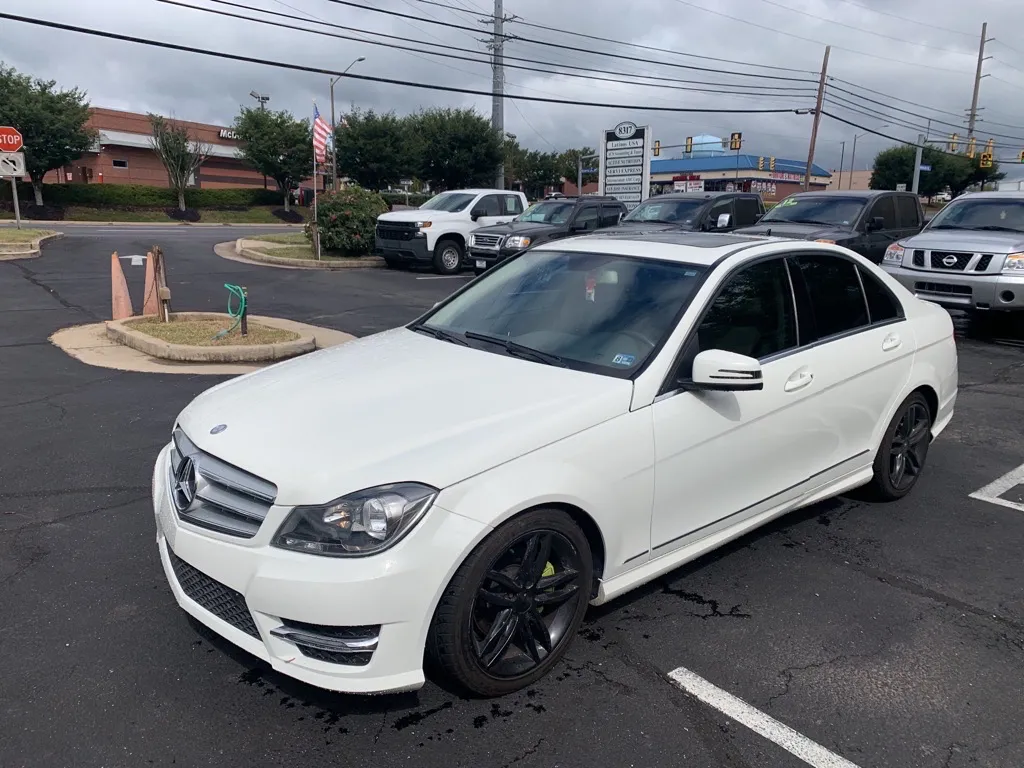 2012 Mercedes-Benz C-Class C 300 4MATIC — photo 6 of 17