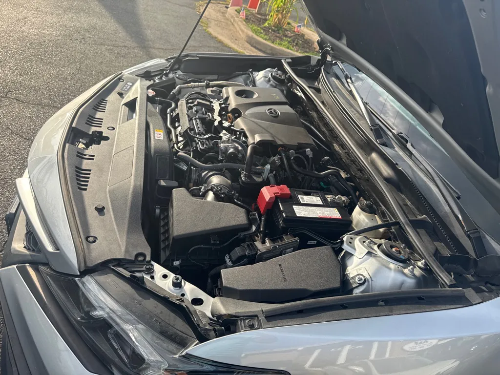 2021 Toyota Camry SE — photo 19 of 21