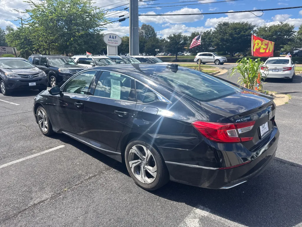 2020 Honda Accord EX-L — photo 5 of 18