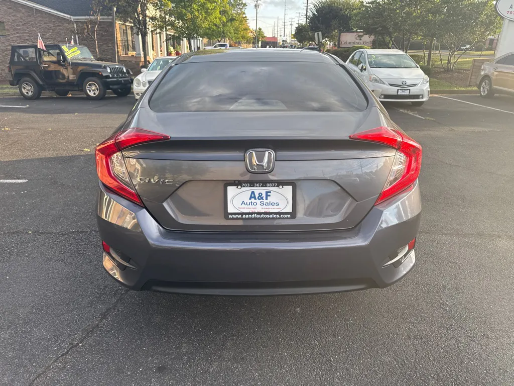 2017 Honda Civic LX — photo 6 of 22