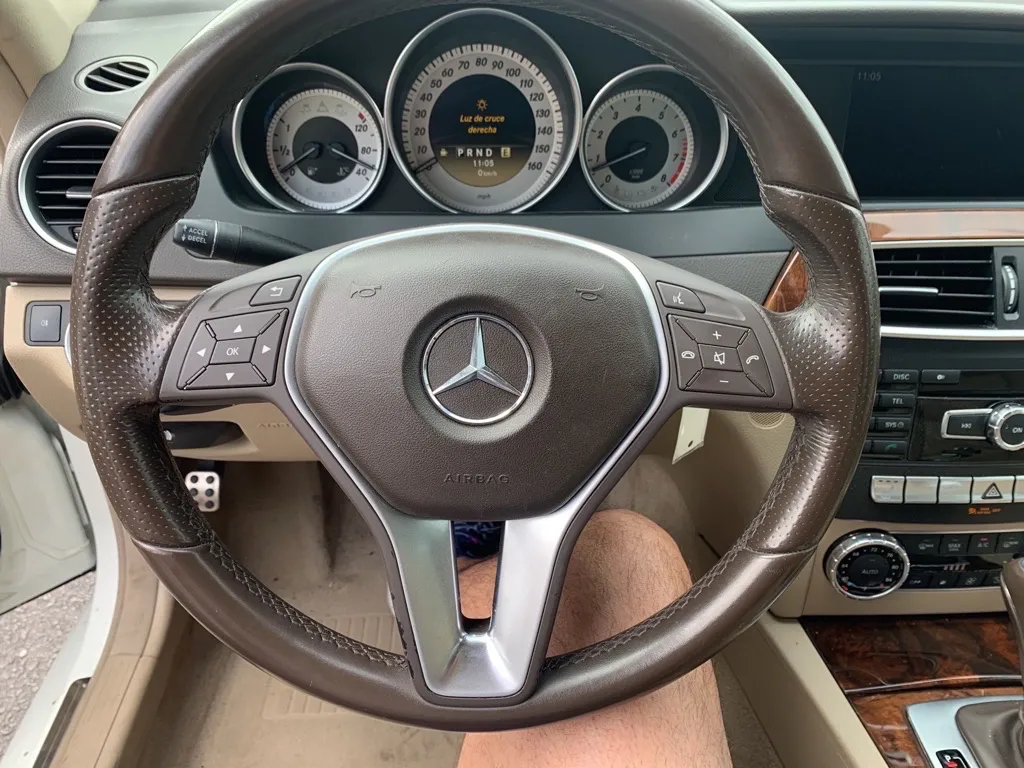 2012 Mercedes-Benz C-Class C 300 4MATIC — photo 15 of 17