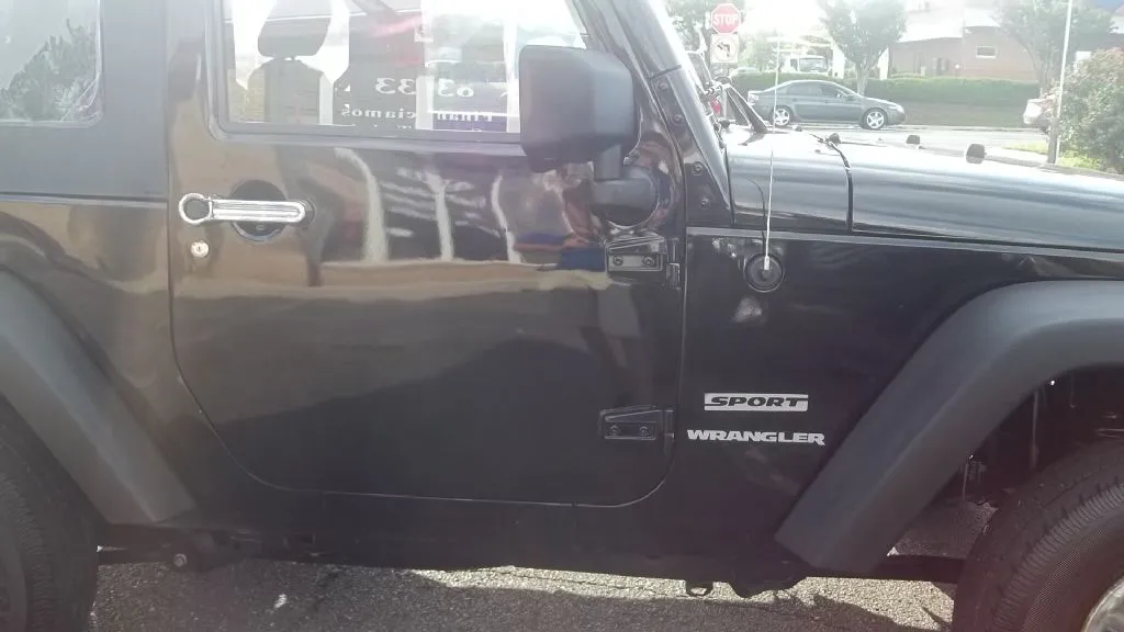 2015 Jeep Wrangler Sport — photo 17 of 24
