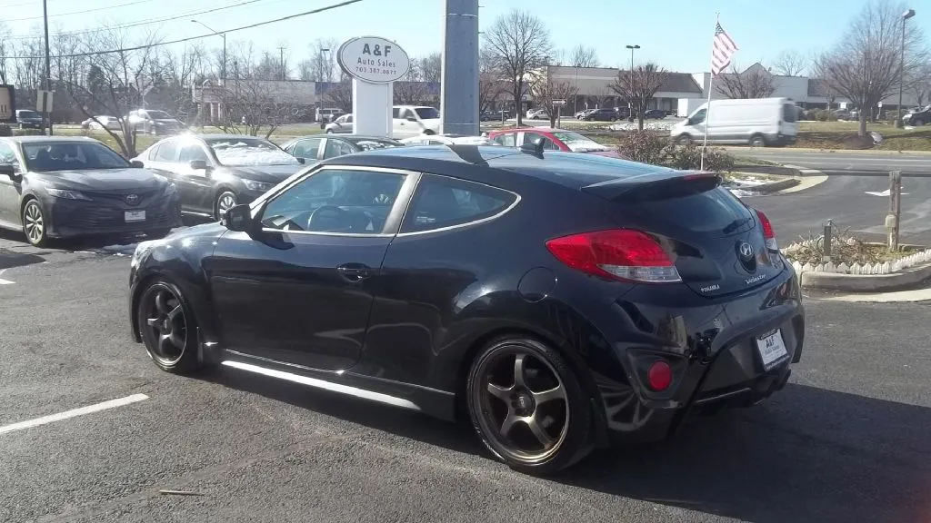 2013 Hyundai Veloster Turbo — photo 5 of 19