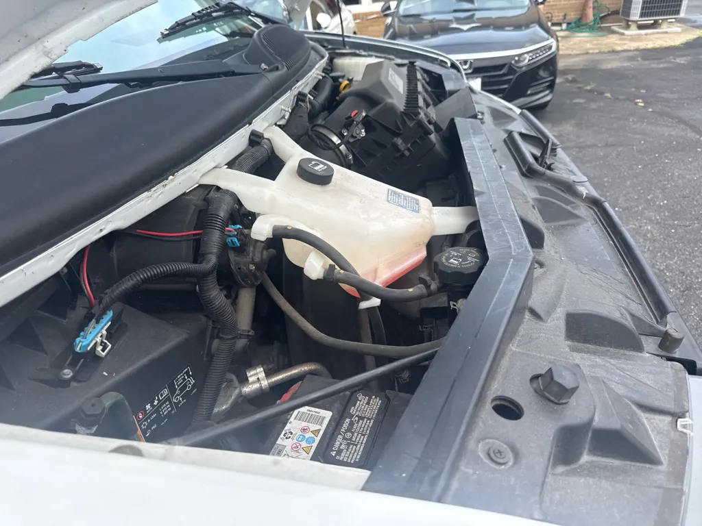 2018 Chevrolet Express 2500 — photo 21 of 22