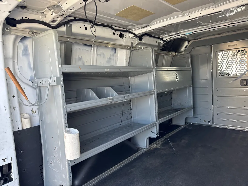 2015 Ford Transit T-250 — photo 9 of 24