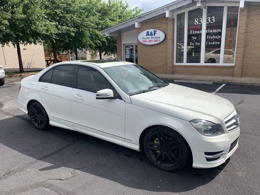 2012 Mercedes-Benz C-Class C 300 4MATIC — photo 2 of 17