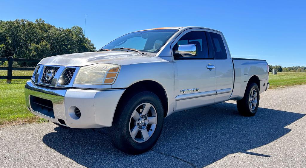 Silver 2005 Nissan Titan Pickup Truck Rear-Wheel Drive 5-Speed Automatic