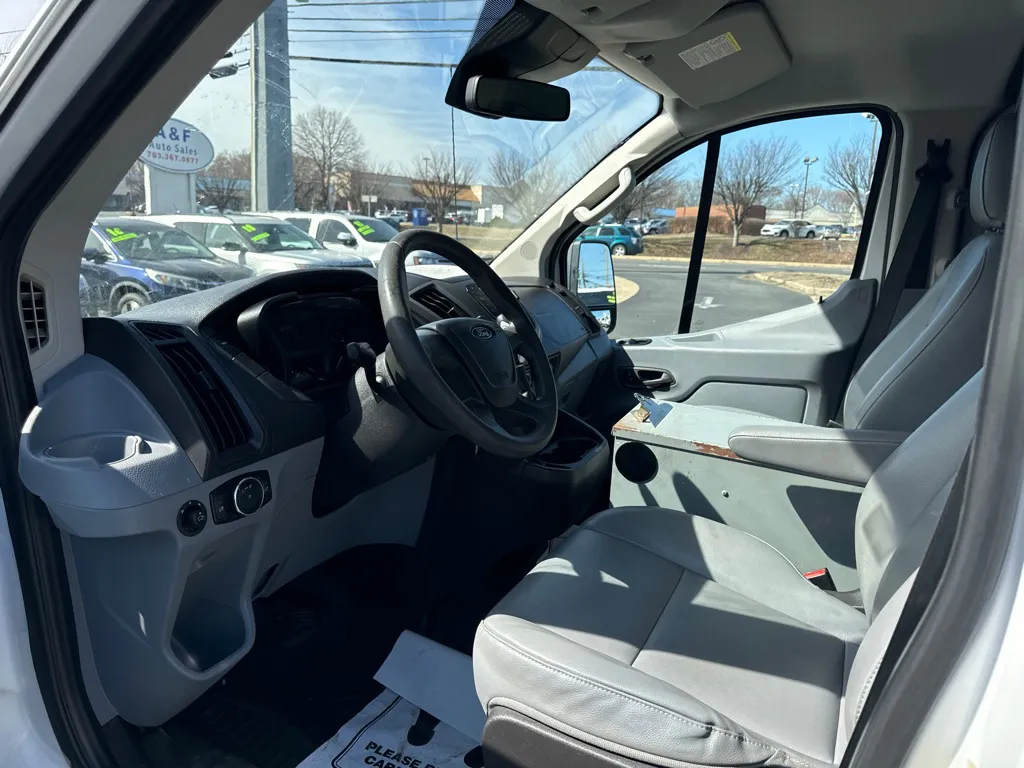 2015 Ford Transit T-250 — photo 17 of 24