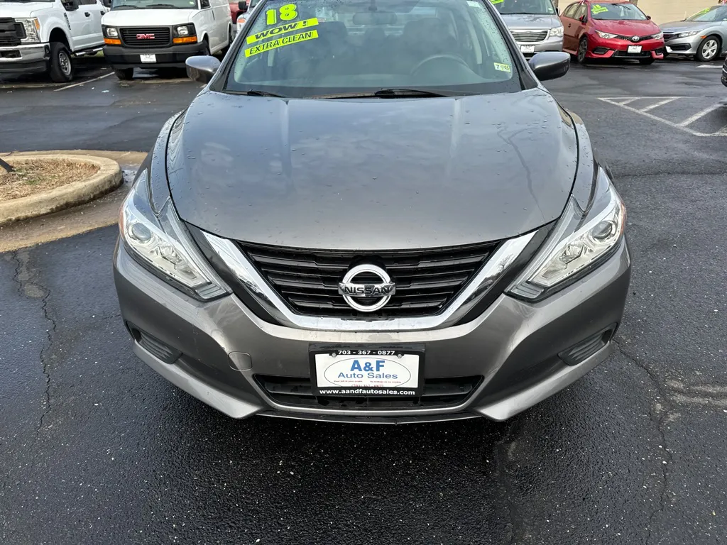 2018 Nissan Altima S — photo 2 of 21