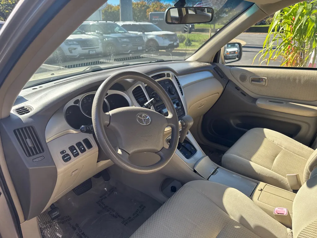 2004 Toyota Highlander — foto 13 de 19