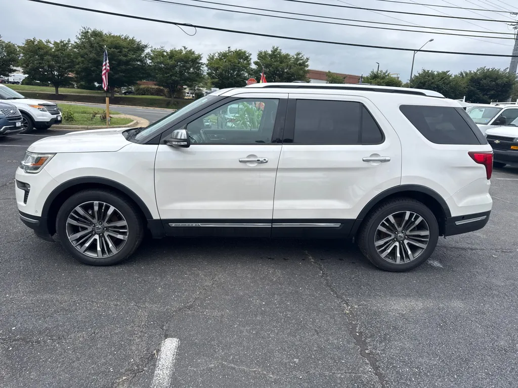 2018 Ford Explorer Platinum — photo 4 of 31