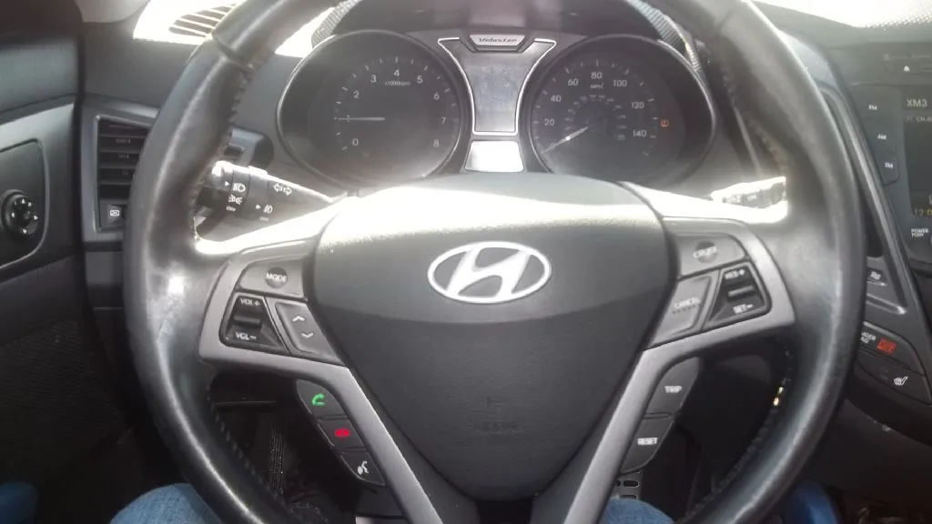 2013 Hyundai Veloster Turbo — photo 13 of 19