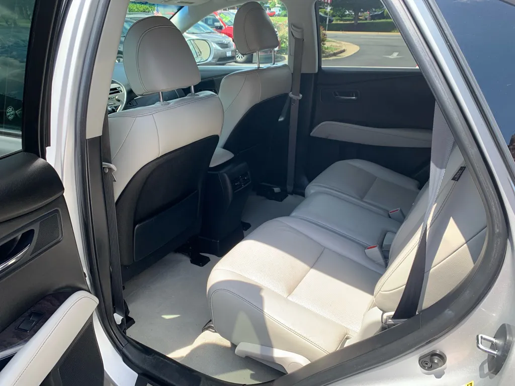 2015 Lexus RX 350 Base — photo 16 of 24