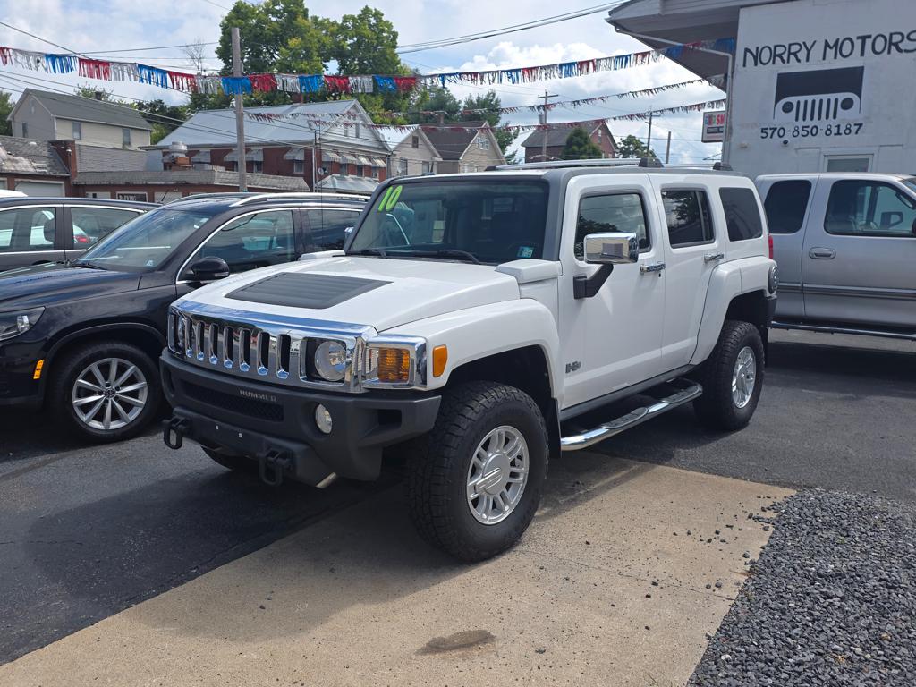 White 2010 Hummer H3 SUV / Crossover Four-Wheel Drive 4-Speed Automatic