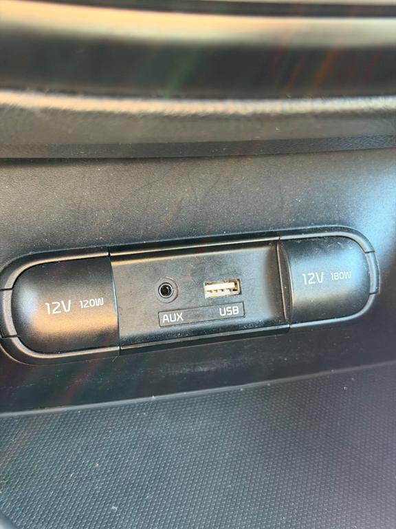 2017 Kia Soul + - Photo 17