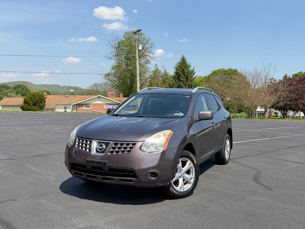 2010 Nissan Rogue's photo